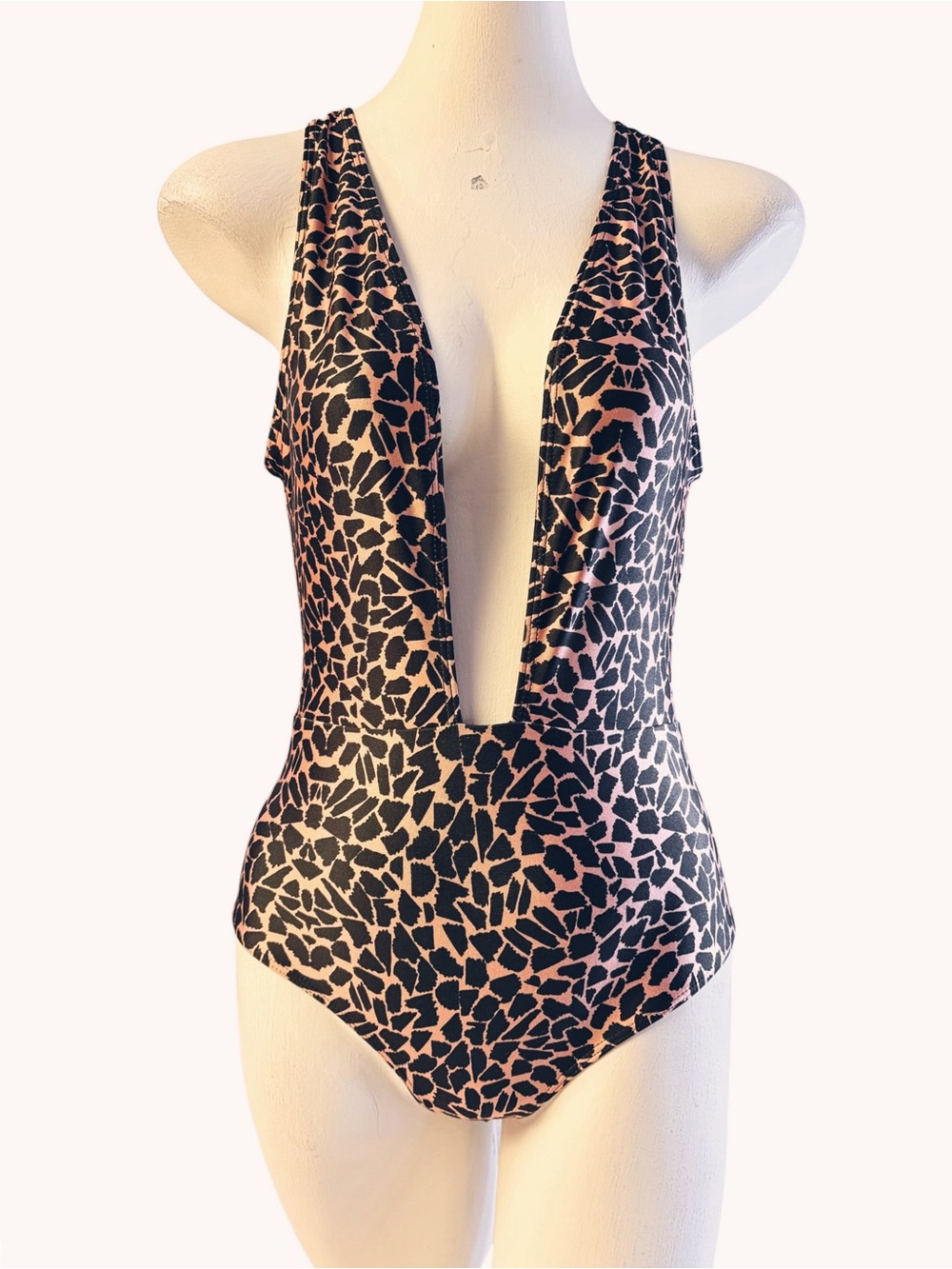 Beach Riot NWOT Plunging Open Back One Piece Swimsuit Leopard Print Size M